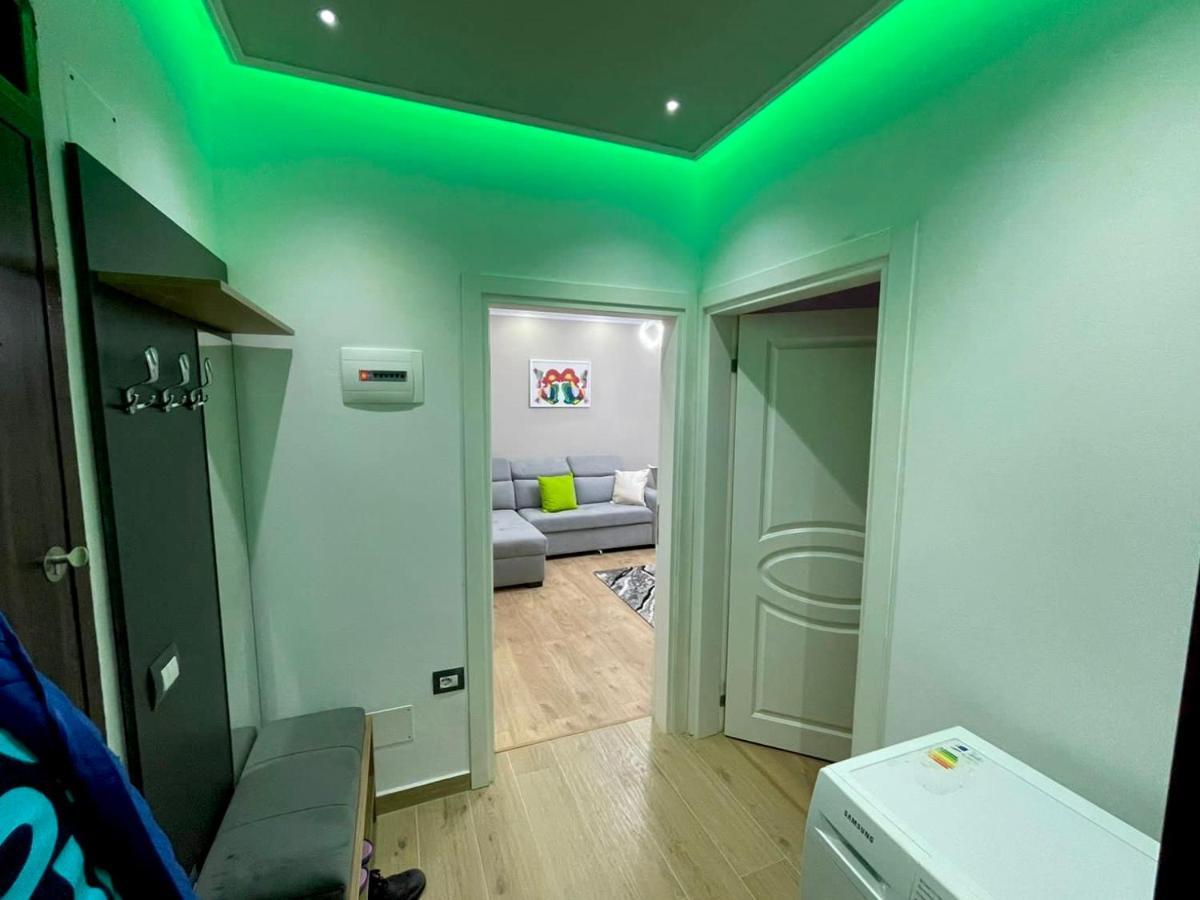 Durres Rebi Apartment Buitenkant foto
