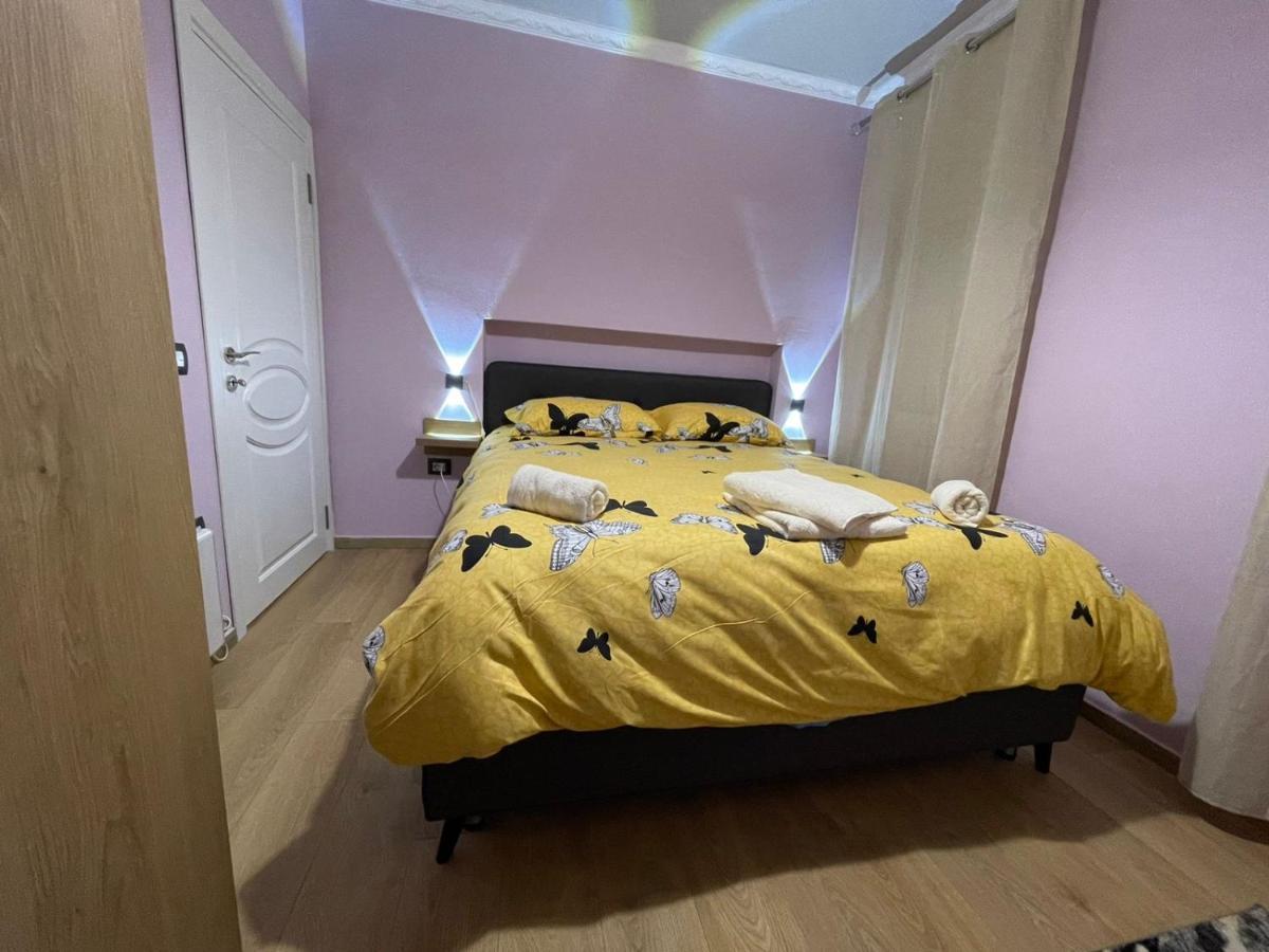 Durres Rebi Apartment Buitenkant foto