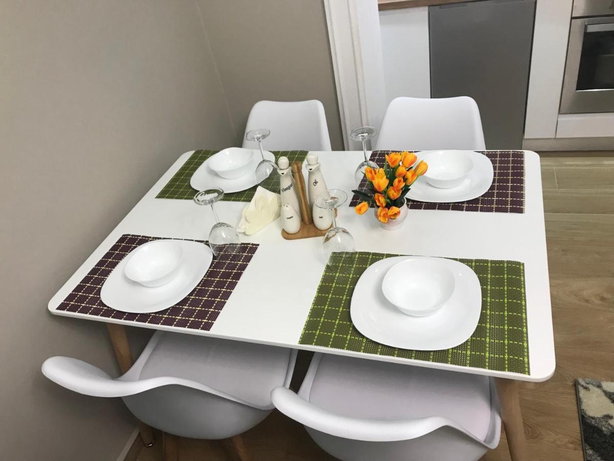 Durres Rebi Apartment Buitenkant foto